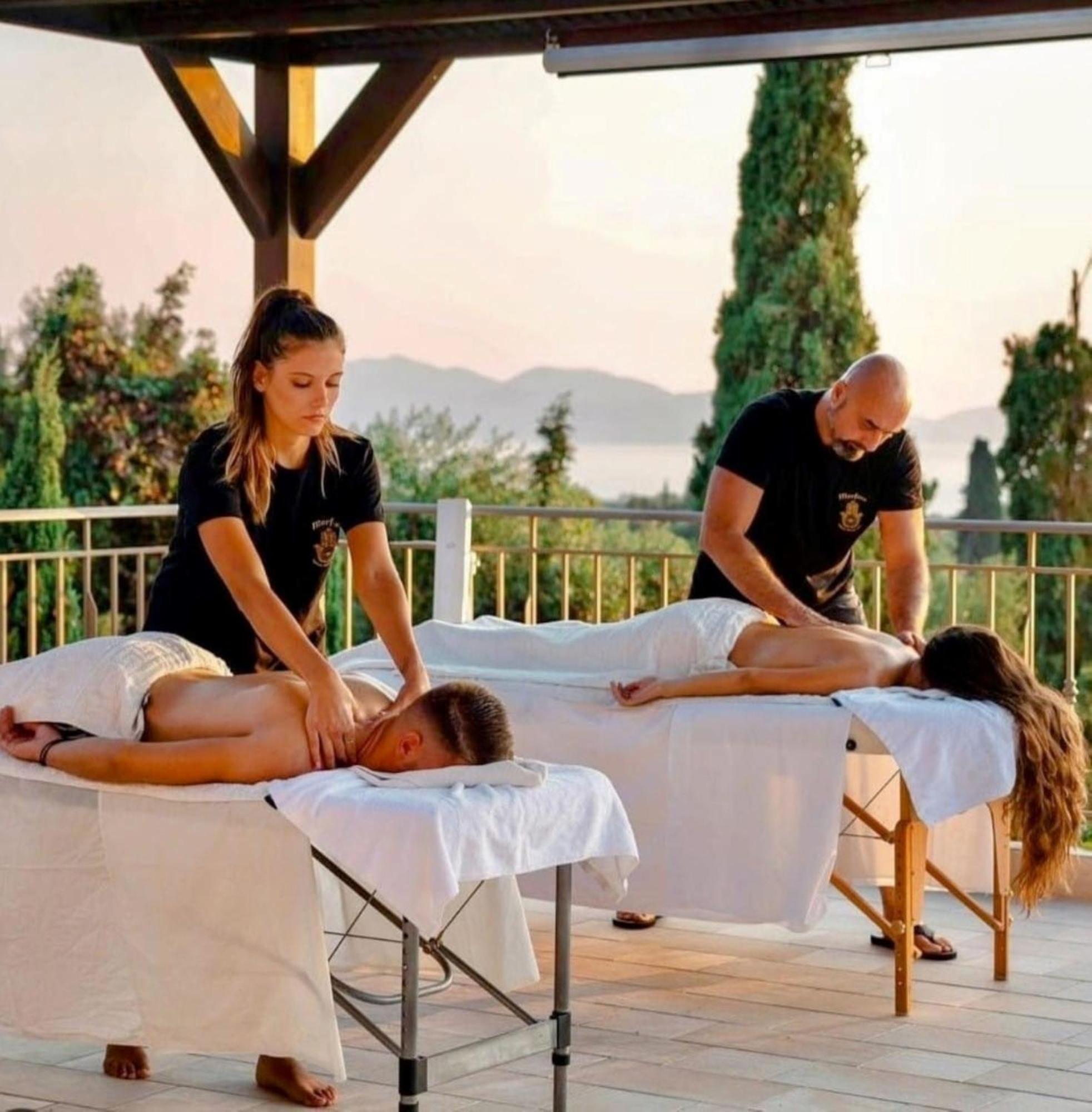 Hotel Kourkoumelata อาร์กอสโตลี ภายนอก รูปภาพ