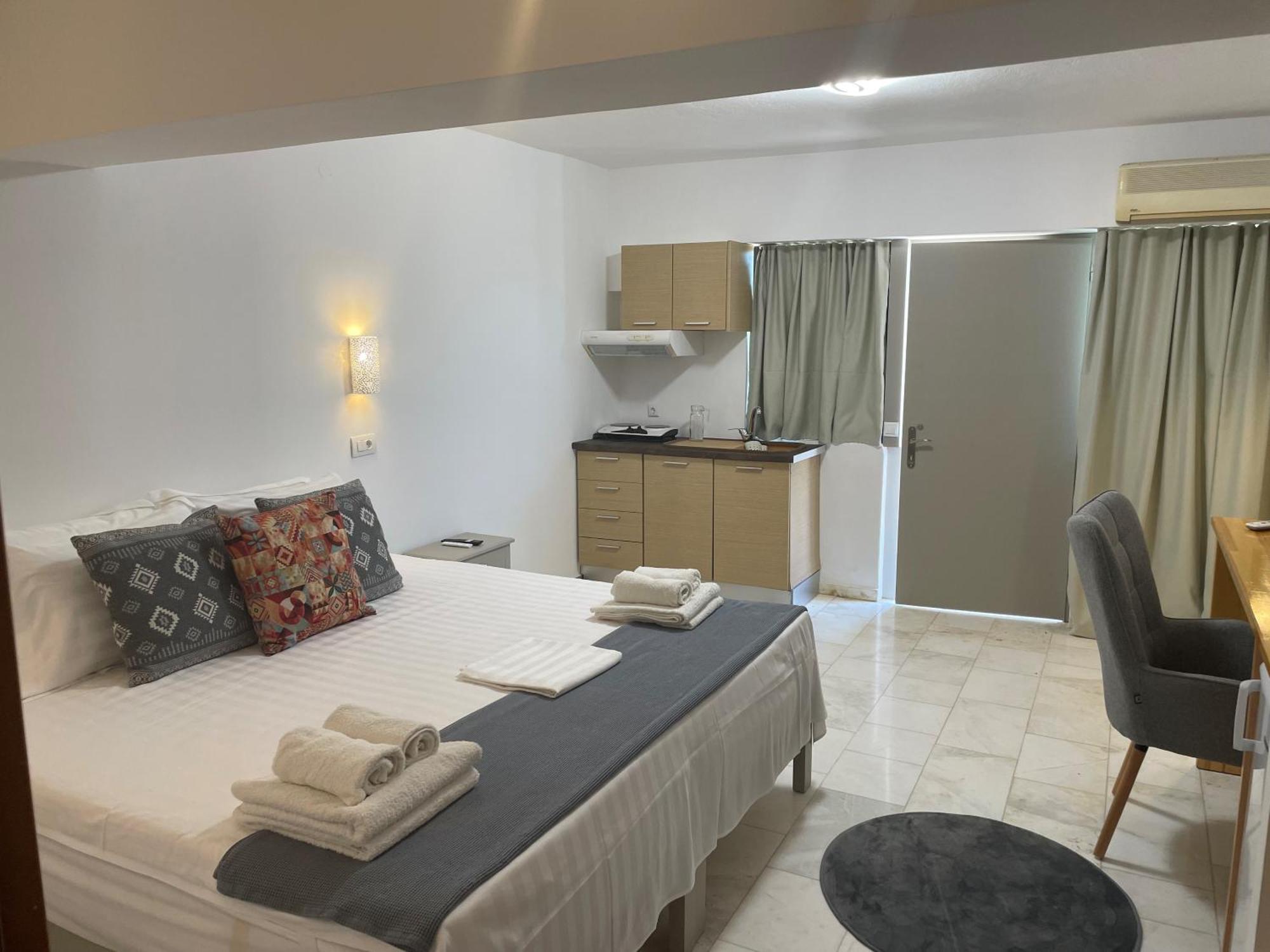 Hotel Kourkoumelata อาร์กอสโตลี ภายนอก รูปภาพ