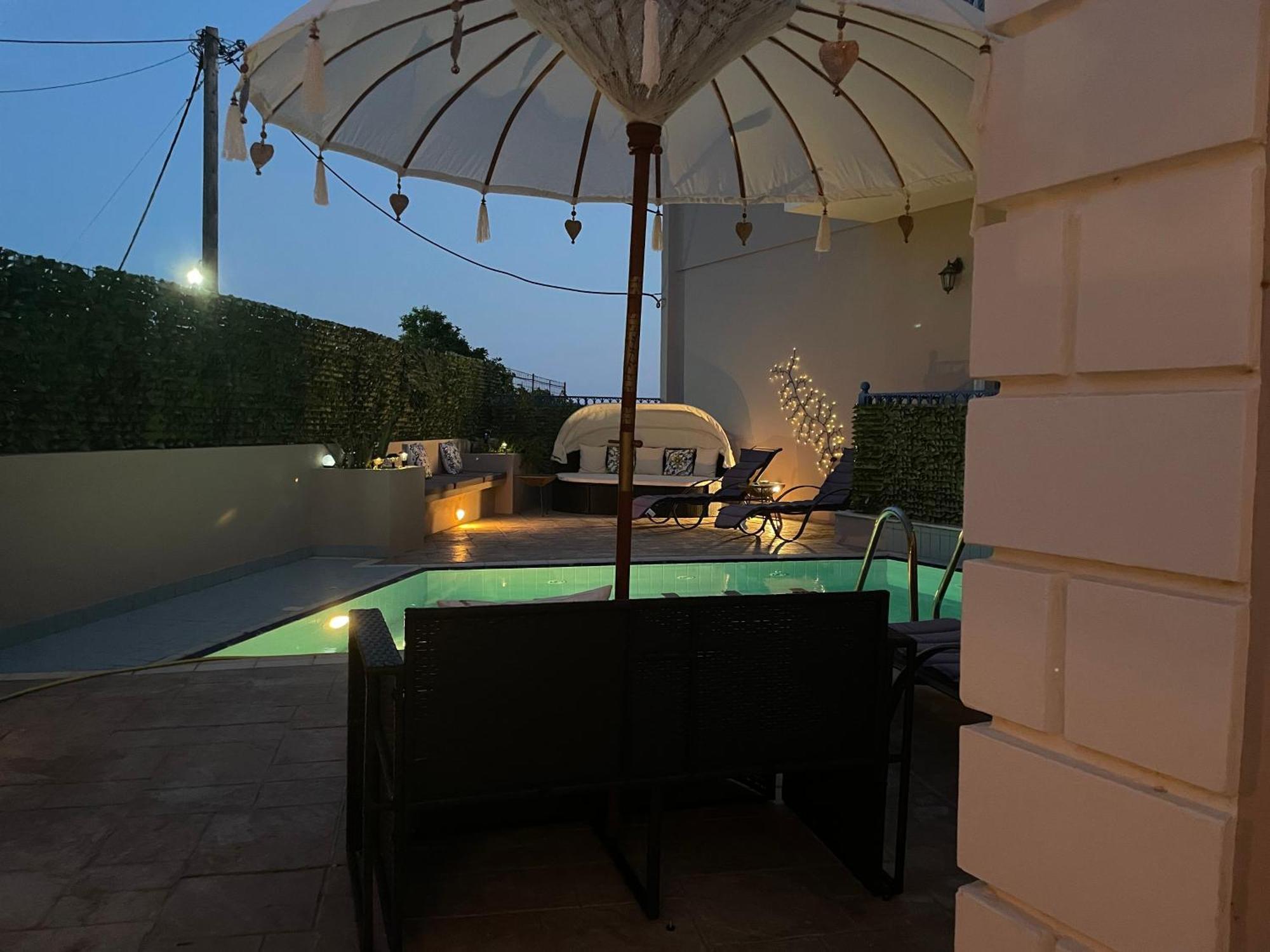 Hotel Kourkoumelata อาร์กอสโตลี ภายนอก รูปภาพ
