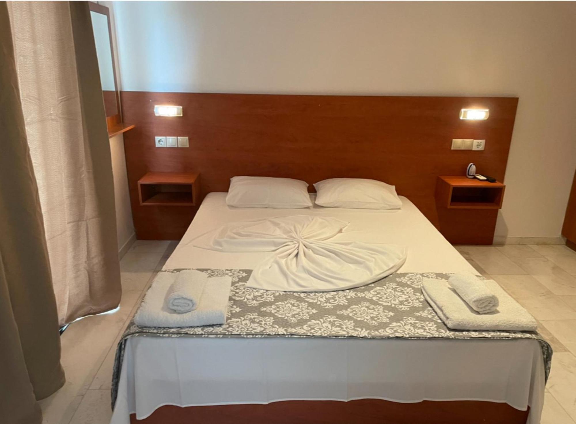 Hotel Kourkoumelata อาร์กอสโตลี ภายนอก รูปภาพ